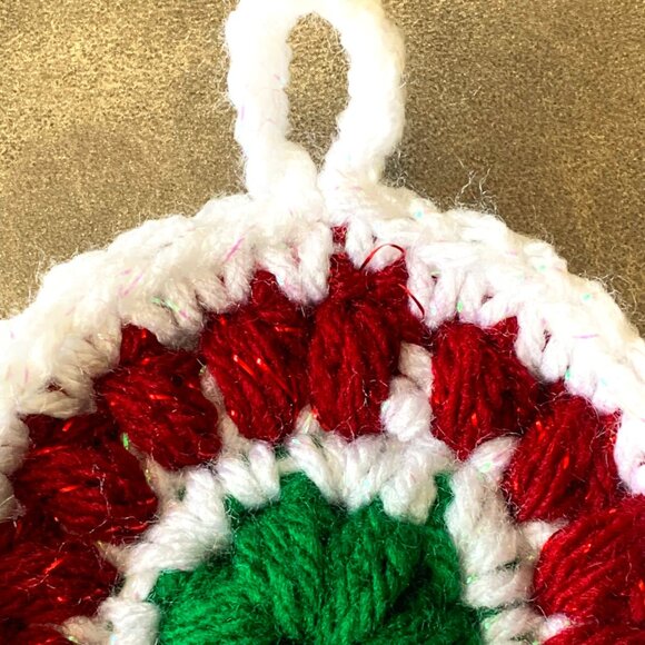 NEW 6 Christmas Hand Crocheted Dream Catchers - Picture 4 of 7